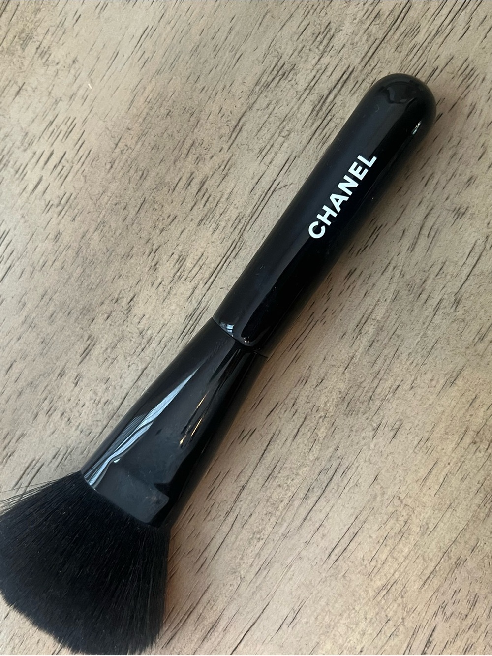 CHANEL Blush brush